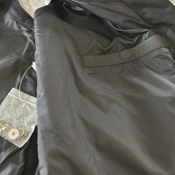 INDIAN MOTORCYCLE BRAND MEN’S GENUINE LEATHER VEST.  SIZE XL.  NWT’S. - Picture 7 of 8